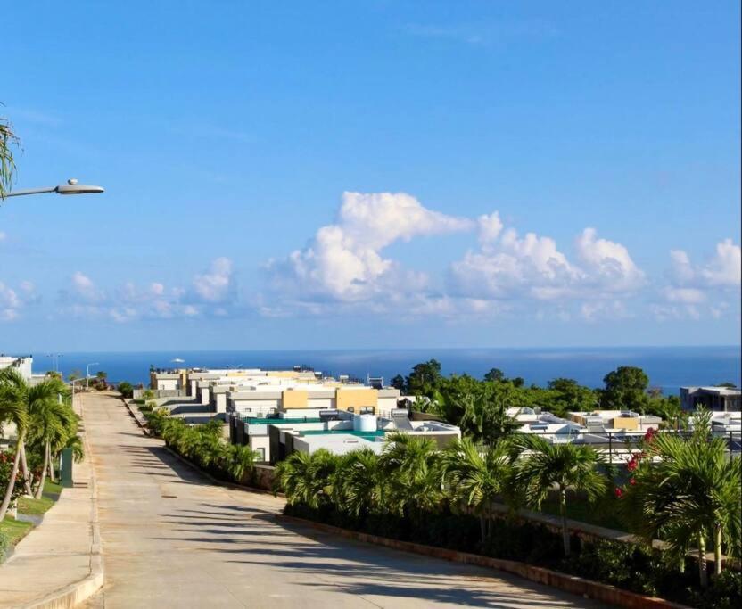 Villa La Rosa With Spectacular View Of Ocho Rios Exteriör bild