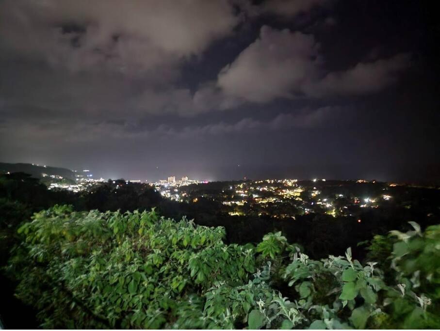 Villa La Rosa With Spectacular View Of Ocho Rios Exteriör bild