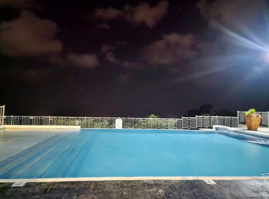 Villa La Rosa With Spectacular View Of Ocho Rios Exteriör bild